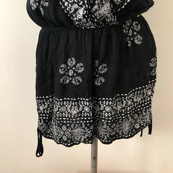 Band of Gypsies Boho Black and White Romper Size Small - Picture 4 of 7